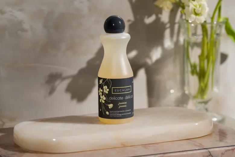 Detergent cu lanolină Eucalan Jasmine - 100ml