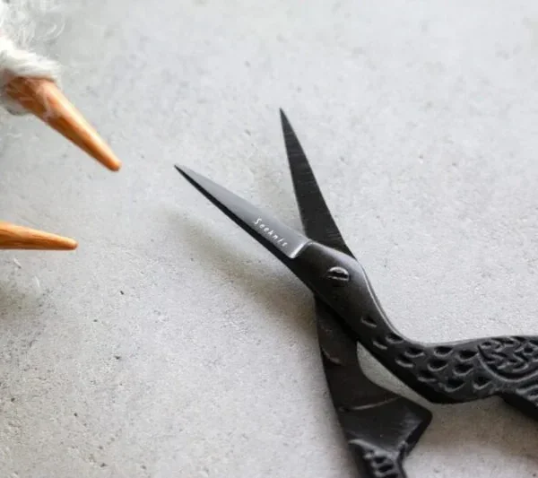 imgi 109 59951 Seeknit Stork Scissors 9cm 3.5inch Black Image 2024 9 3 800x533 1 fire naturale de crosetat