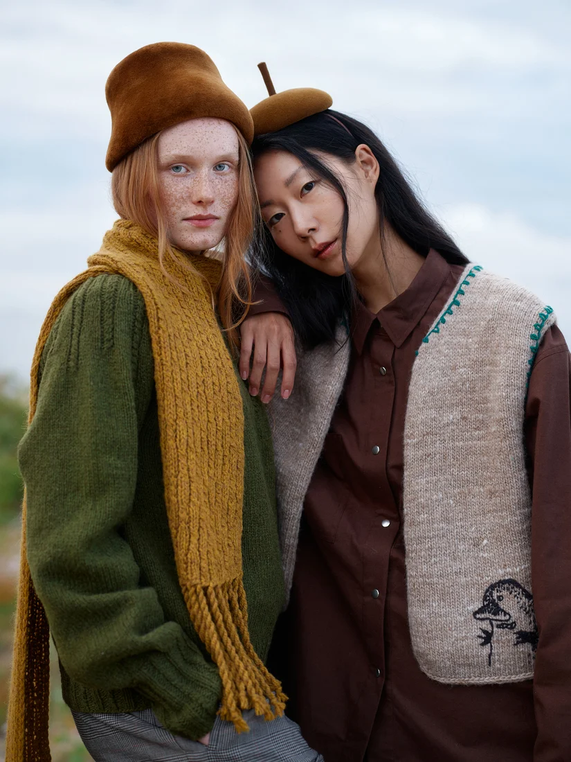 Lotta H. Lothgren – Wander Journey Julia Wilkens – Gentle Creatures fire naturale de crosetat